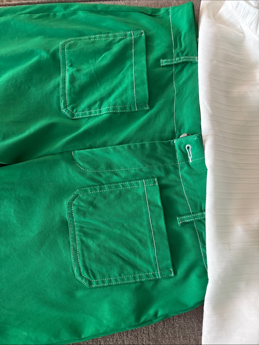 Jules & Leopold Bright Green Wide-Leg Pants - Picture 6 of 11